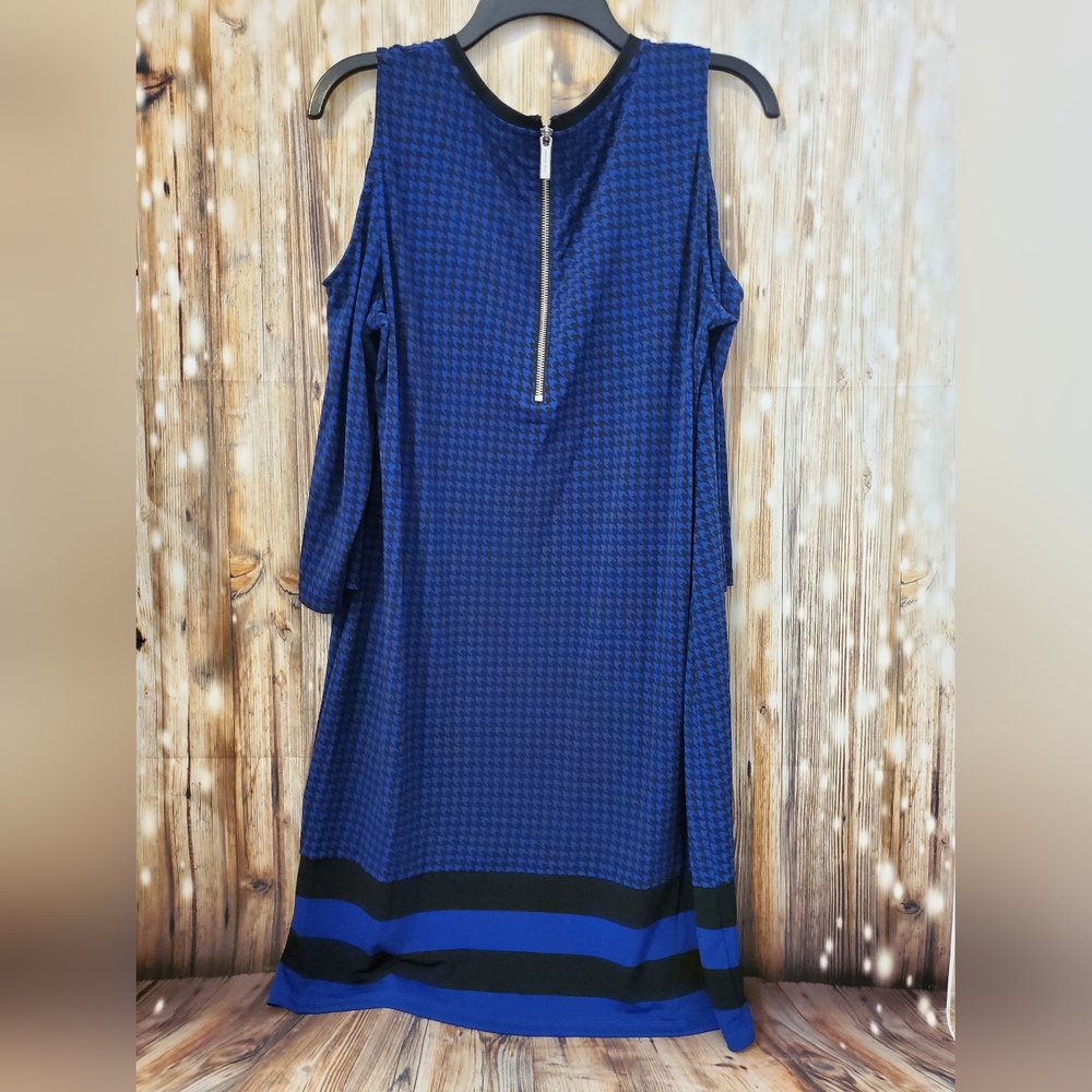 Michael Kors Cold Shoulder Houndstooth Dress - Picture 4 of 7